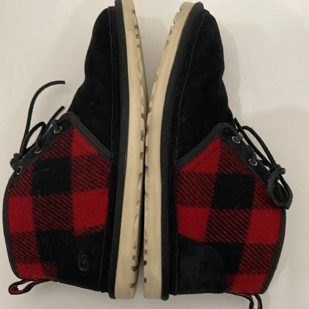 UGG NEUMEL PLAID WOOL BLACK RED CLASSIC BOOTS MENS SIZE 10 - Picture 13 of 16